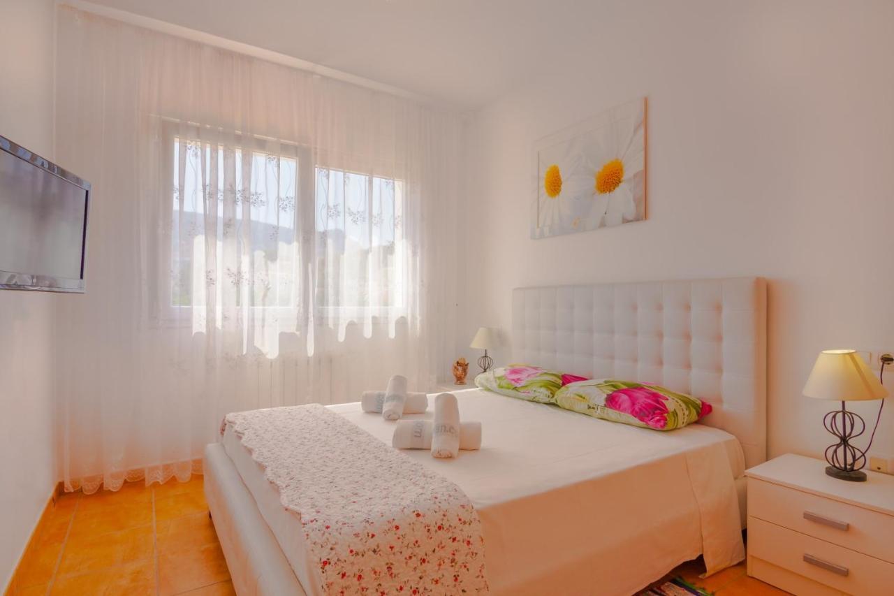 קלפה Villas Guzman-Grinev מראה חיצוני תמונה